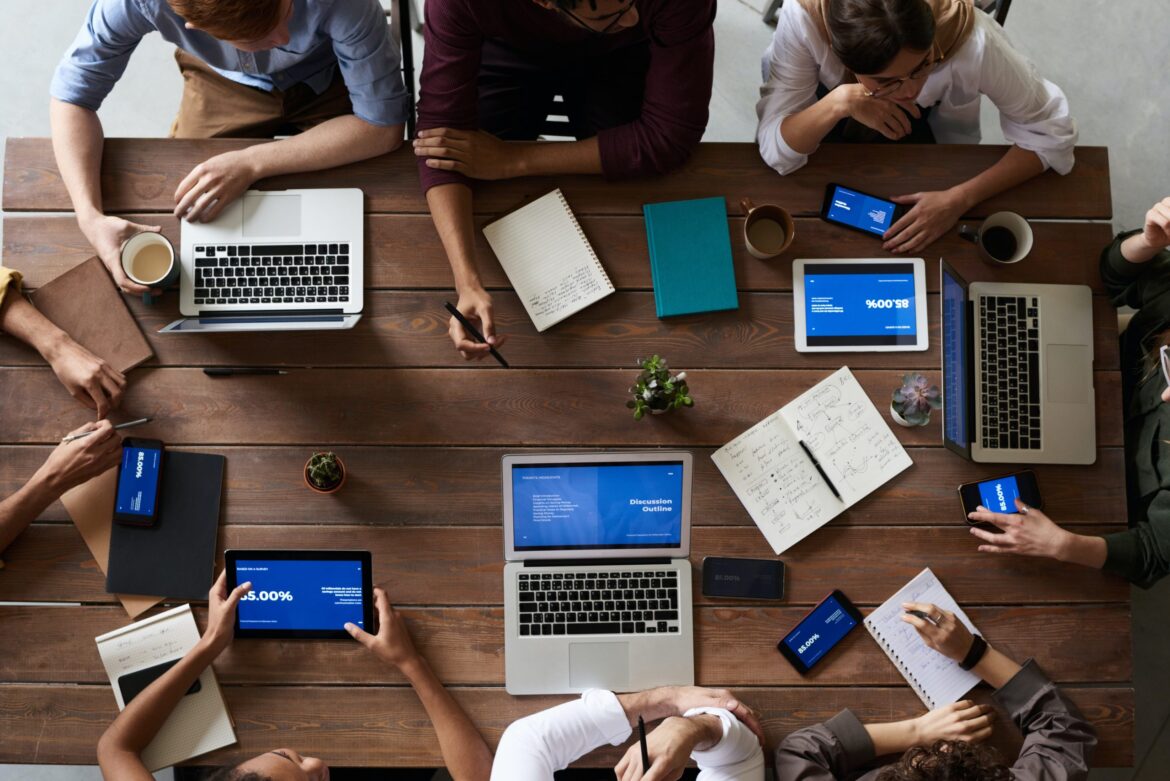 Best-EOR-Service-Providers-in-India-1-scaled